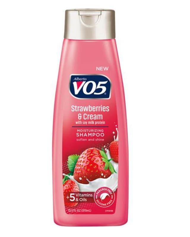 VO5 STRAWBERRIES & CREAM SHAMPOO 370ML