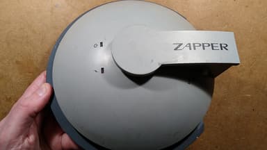 ZAPPER ELECTRONIC COCKROACH KILLER