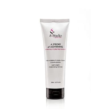 S. STUDIO CLEAN AND LIGHTENING BODY CREAM 200ML